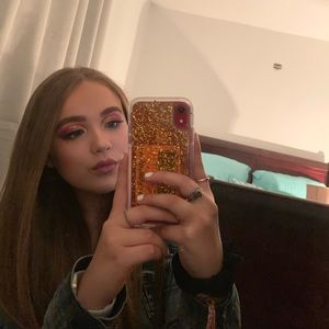 Meet your Posher, Yariann